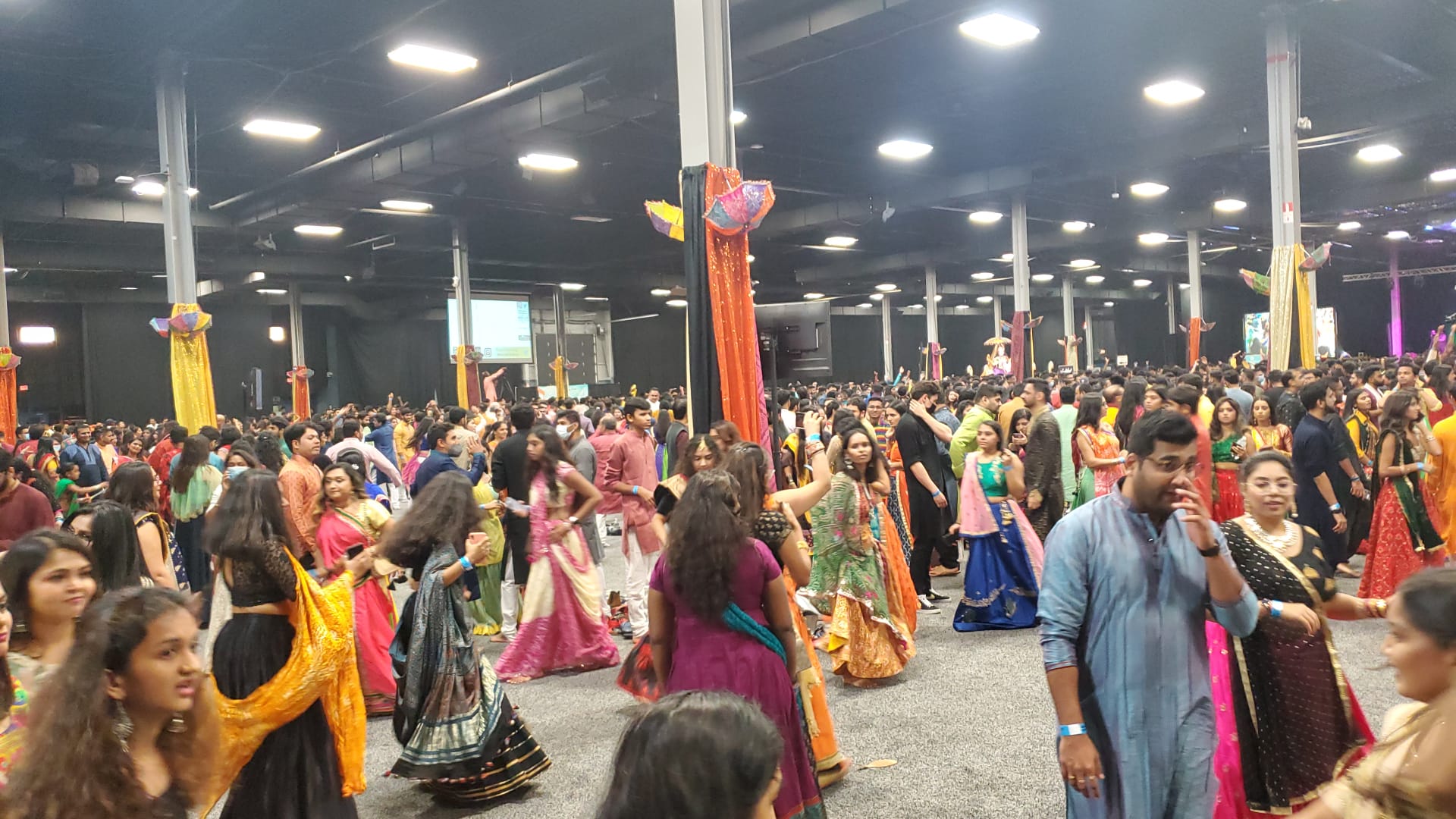 United Rishabh creates Garba magic with record numbers at NJ Expo event