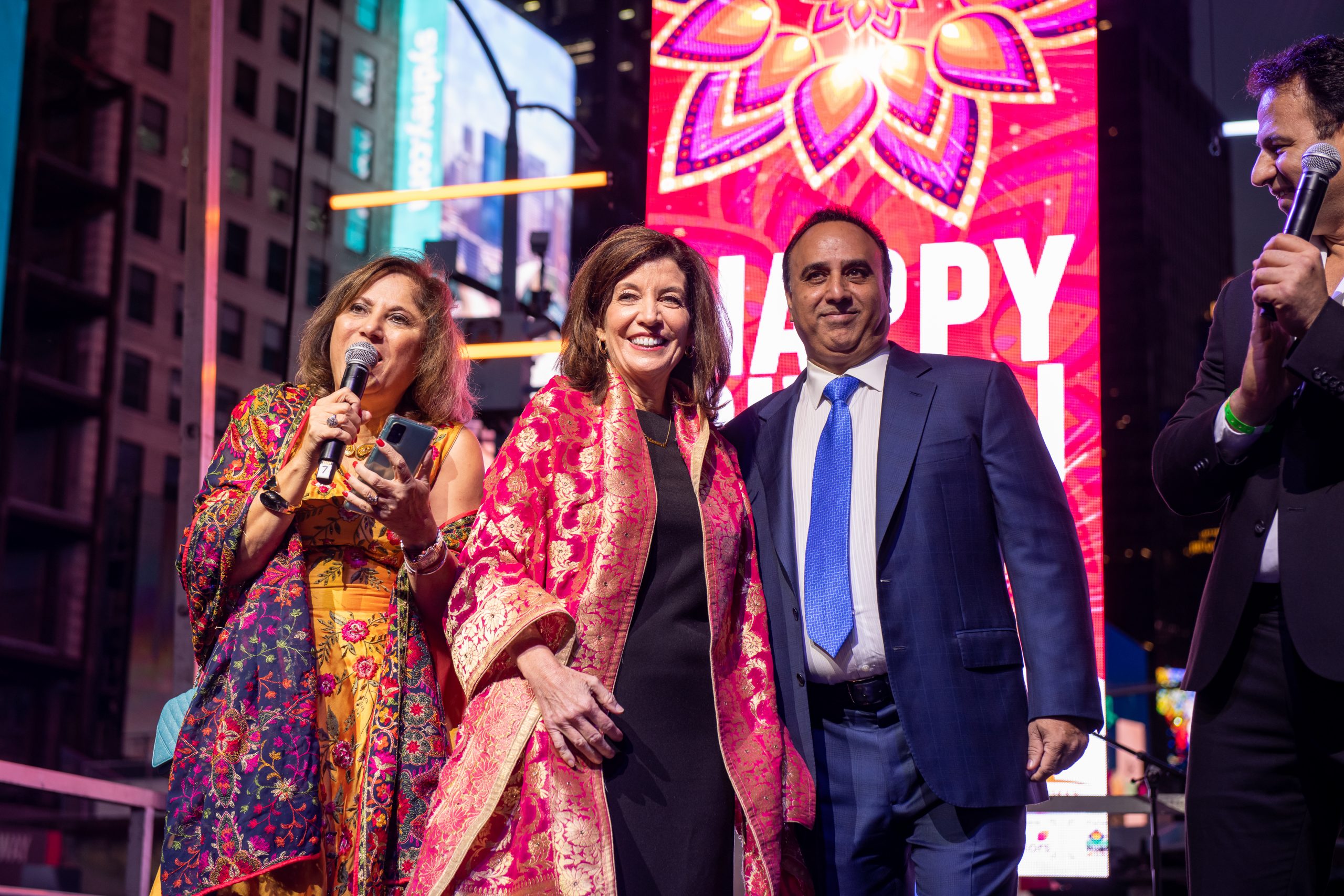 NYS-Governor-Kathleen-Hochul-with-Neeta-Bhasin-Producer-Diwali-at-Times-Square-and-Harry-Singh-Bolla-Bolla-Corp-scaled.jpg