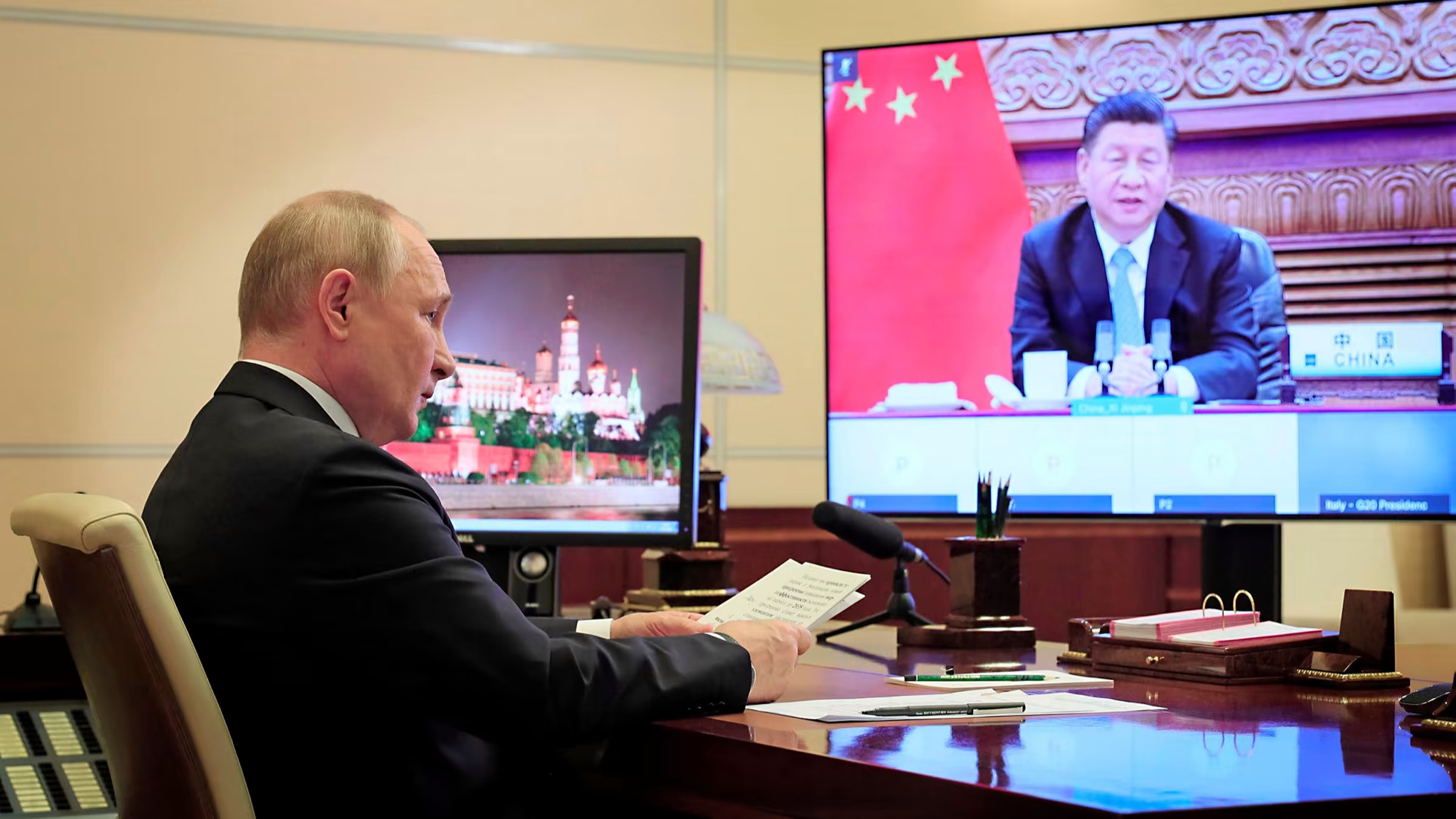 Chinese News Media Narratives on the Ukraine-Russia Crisis
