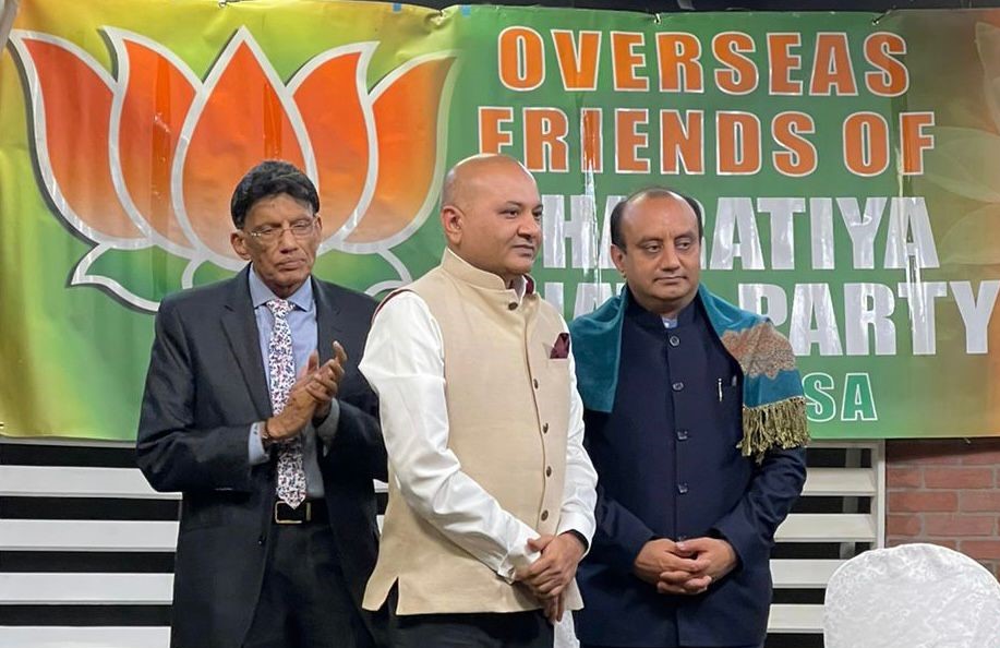 BJP MP Dr Sudhanshu Trivedi felicitated by OFBJP