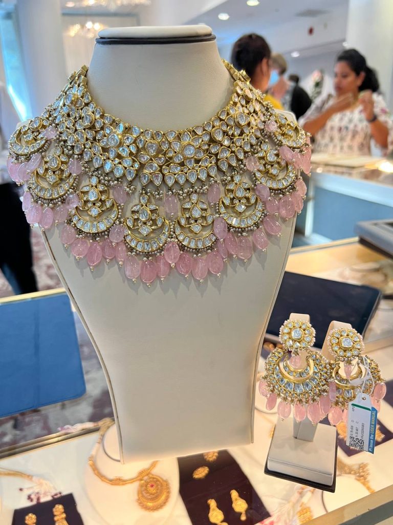 PREMIER INDIAN JEWELRY BRAND TANISHQ PRESENTS THE HOUSTON TRUNK SHOW 