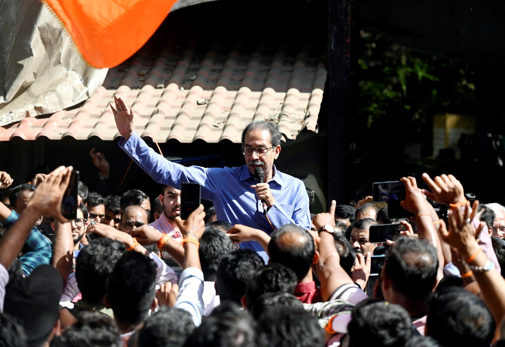 Battle of symbols: Uddhav cries foul as EC hands over Shiv Sena to Shinde faction  ￼