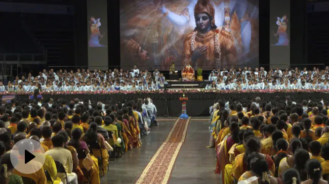 10,000 Indian Americans chant Bhagwad Gita on Guru Purnima