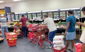 As India imposes ban on rice exports, Indian Americans queue up to buy rice bags