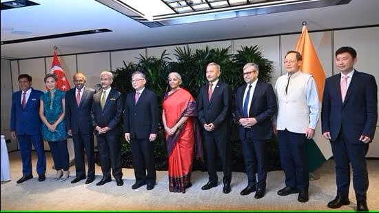 India-Singapore-Roundtable-upl.jpg