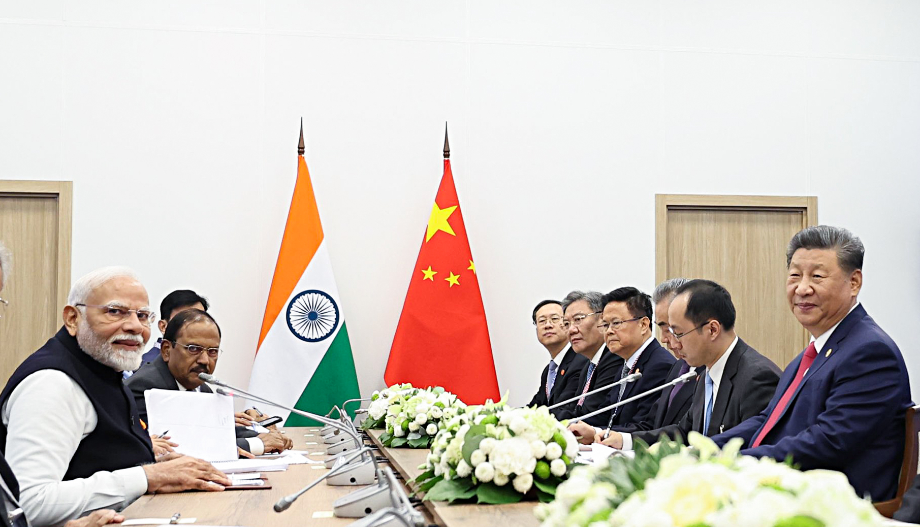 Indian and Chinese army begin disengagement after Modi and Xi break the ice in Russia