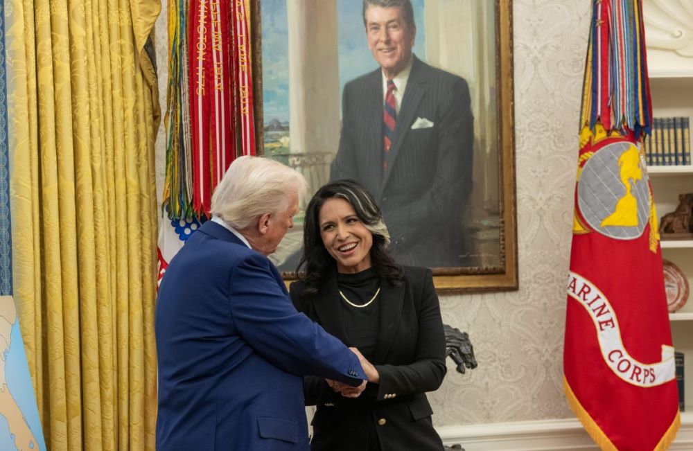 ANI-Tulsi-Gabbard-Sworn-In-2.jpg