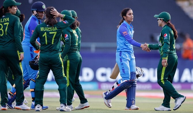 India-Pak-Women-cricket.jpg