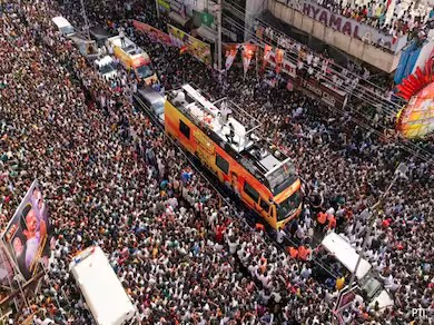 Vijay-Karur-stampede.jpg