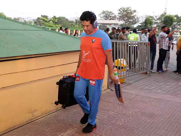 ANI-Tendulkar-sports-brand.jpg