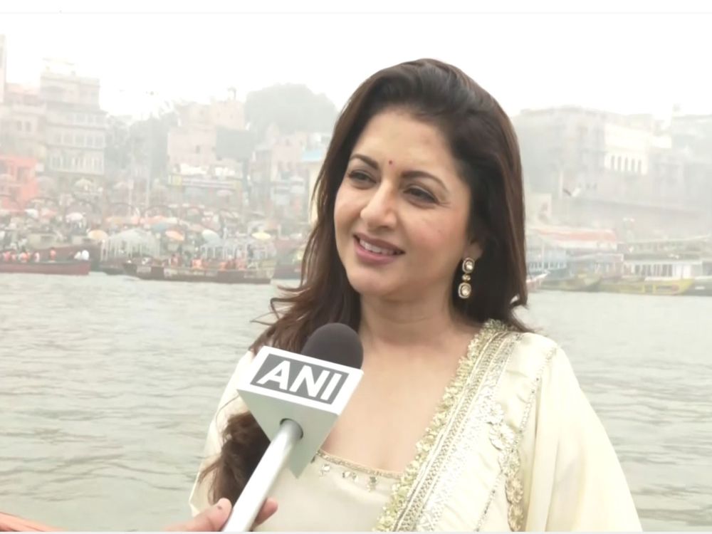 ANI-Bhagyashree-at-Kashi-upl.jpg