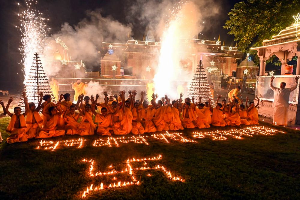 ANI-Diwali-in-Varanasi-upl.jpg