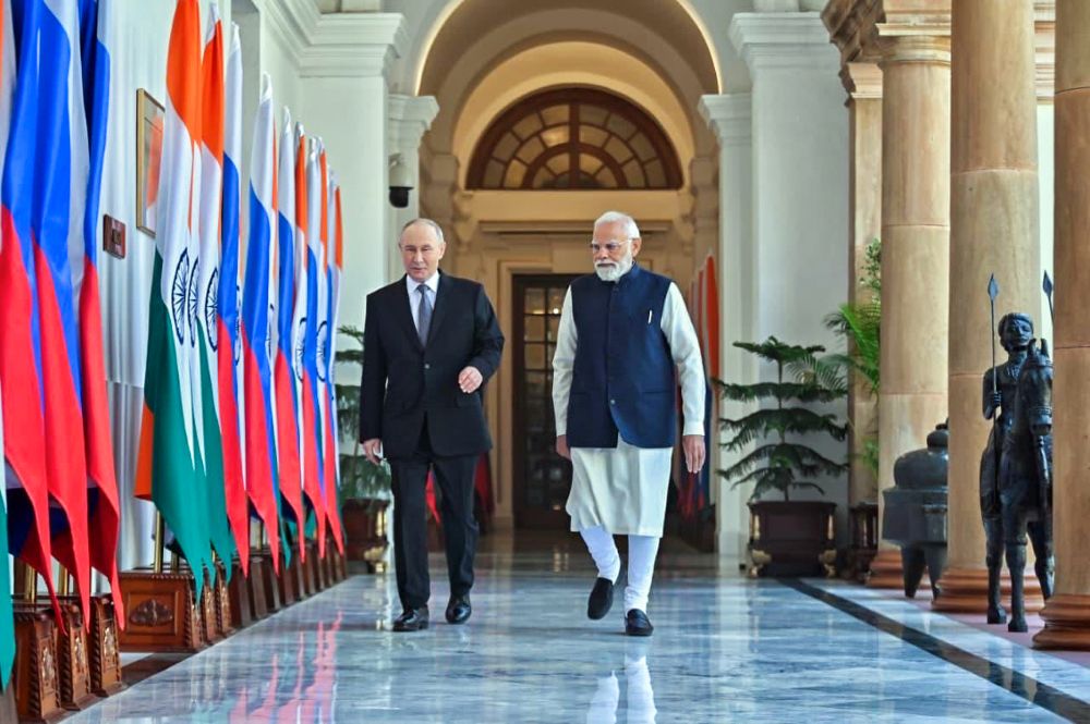 ANI-PM-Modi-and-Putin-at-Hyderabad-House-upl.jpg