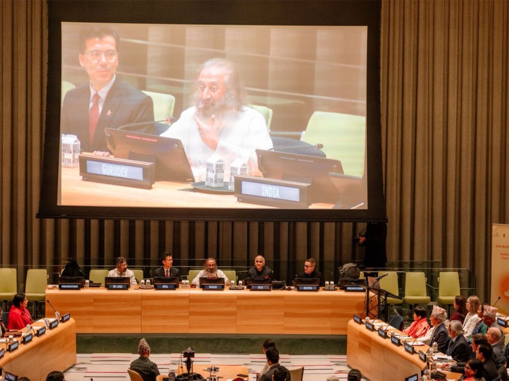 ANI-Sri-Sri-Ravi-Shankar-at-UN-upl.jpg