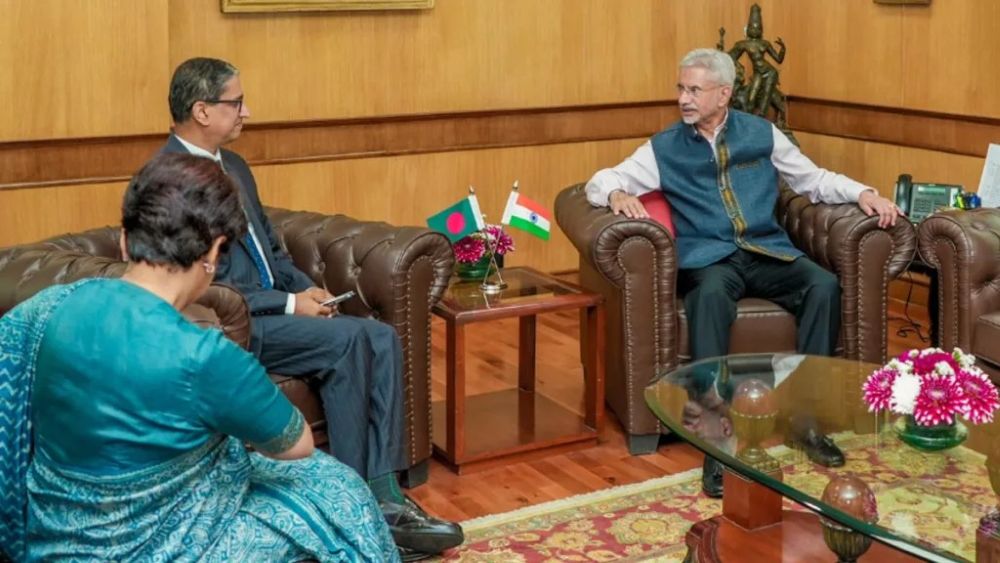 Bangladesh-envoy-meets-Jaishankar-upl.jpg