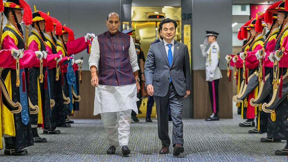 Rajnath-Singh-in-Seoul-upl.jpg