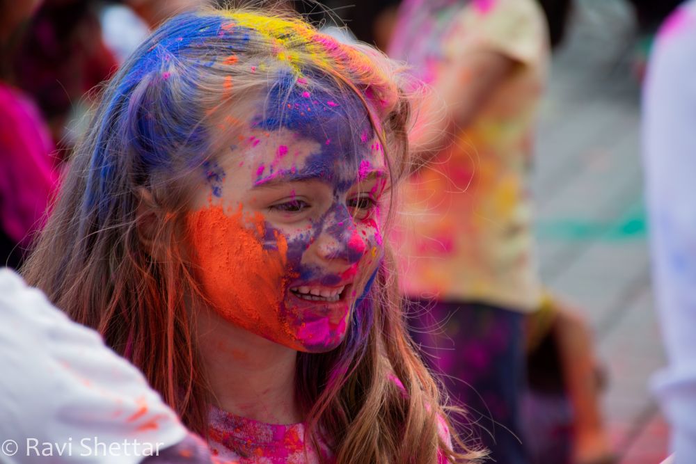 Holi-hain-1-upl.jpg
