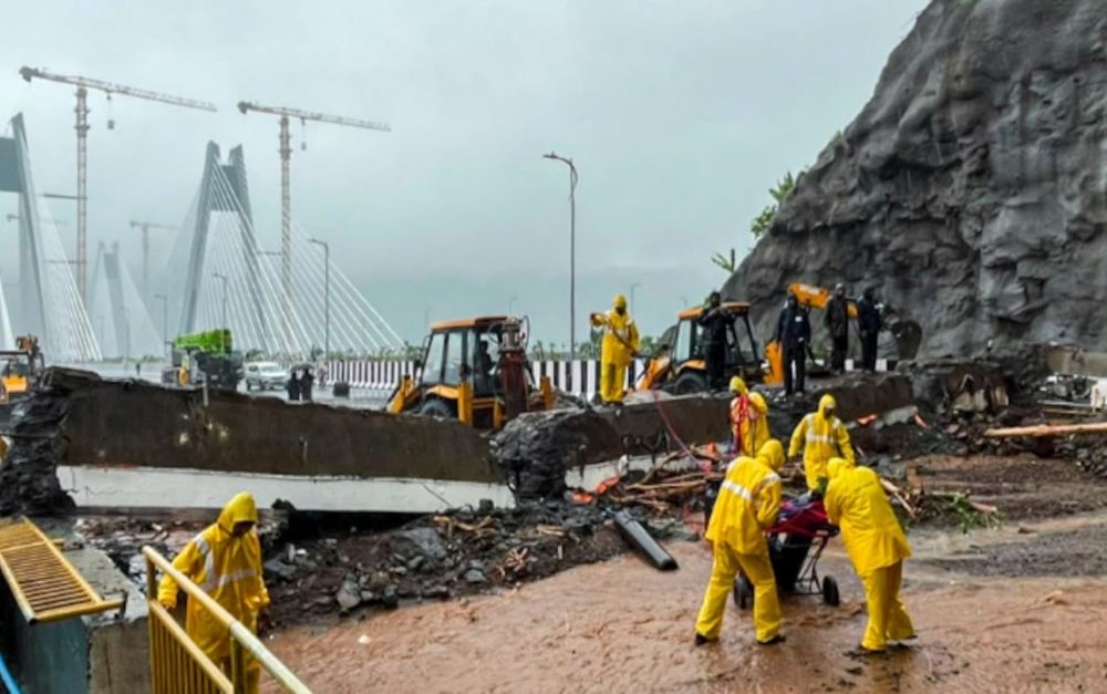 Mumbai-rains-upl.jpg