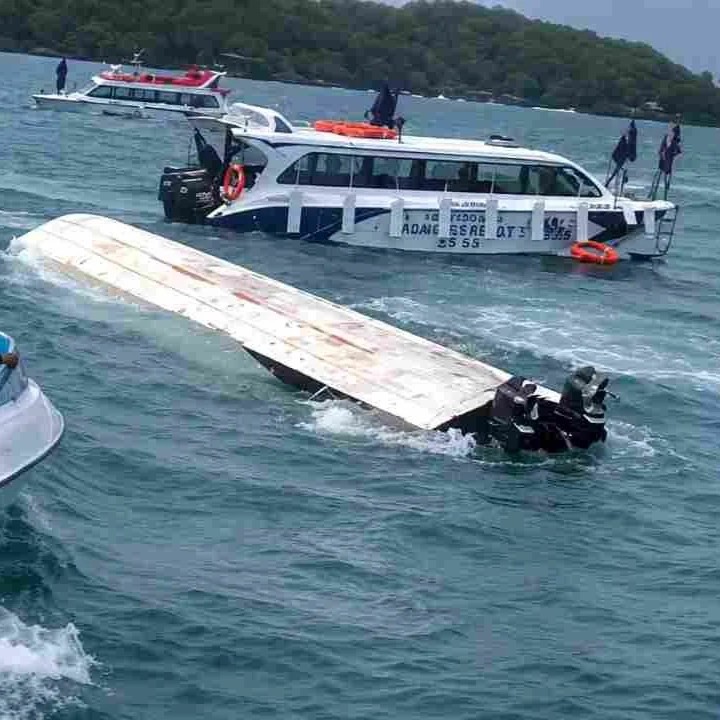 Vietnam-boat-tragedy-upl.jpg